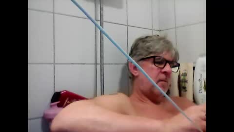 Snapshot of baggelina75 chatting on March 11, 6:52 pm baggelina75 online show from March 11, 6:52 pm