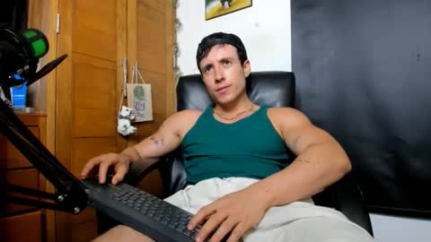 bain_aaron online show from May 5, 7:54 am