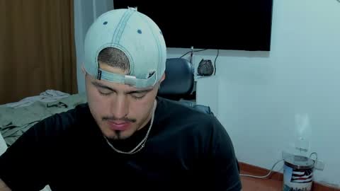 Andres -  online show from April 4, 3:14 am