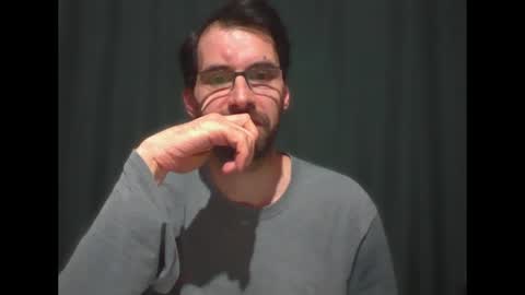 Ezequiel online show from April 26, 1:25 am