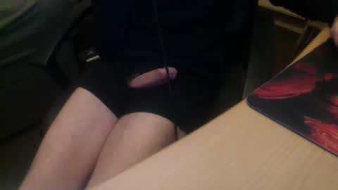 Snapshot of bangintoleather chatting on October 11, 2:48 am bangintoleather online show from October 11, 2:48 am