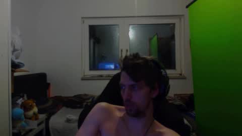 Snapshot of barca200 chatting on February 15, 7:06 pm barca200 online show from February 15, 7:06 pm