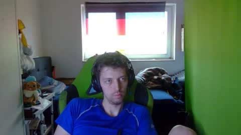 Snapshot of barca200 chatting on September 26, 6:11 am barca200 online show from September 26, 6:11 am