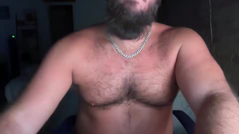 Snapshot of barebackheat chatting on September 27, 5:38 am Barebackheat online show from September 27, 5:38 am
