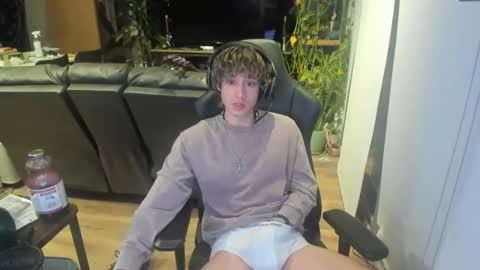 ryan online show from February 26, 2:02 am