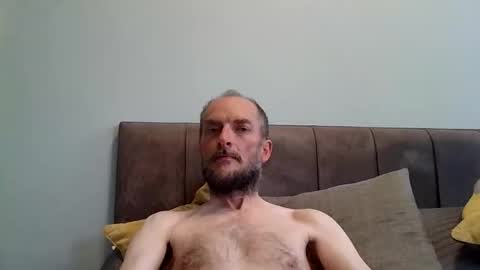 Snapshot of basiccamguy chatting on September 18, 1:13 pm basiccamguy online show from September 18, 1:13 pm