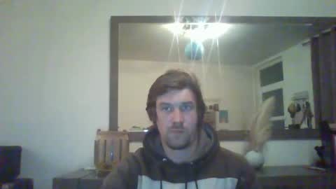 Snapshot of basteleus1 chatting on February 19, 9:36 pm basteleus1 online show from February 19, 9:36 pm