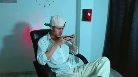 Bastian online show from October 8, 12:15 am