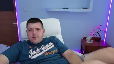 Snapshot of basystem8 chatting on September 15, 1:34 pm BASY online show from September 15, 1:34 pm