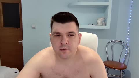 Snapshot of basystem8 chatting on February 2, 8:46 am BASY online show from February 2, 8:46 am