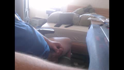 Snapshot of bavarianboy89 chatting on September 27, 8:45 am Daniel online show from September 27, 8:45 am