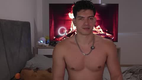 Valentino online show from March 10, 9:10 pm