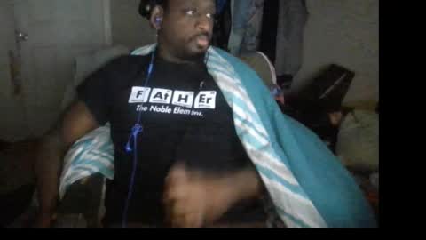 rocker n queen online show from December 23, 1:03 pm