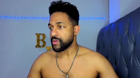 john online show from April 26, 3:48 am