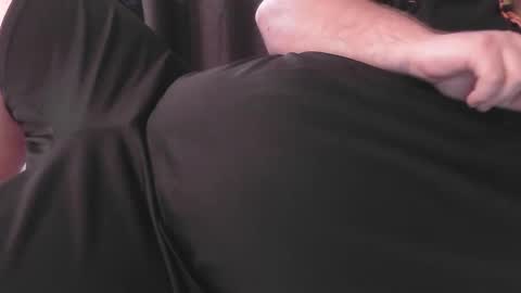 bear_man_oi online show from December 11, 9:44 pm