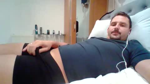 bearboudior online show from November 10, 4:23 pm