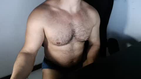 Snapshot of beard_top_guy chatting on September 23, 10:09 pm Beard Guy online show from September 23, 10:09 pm