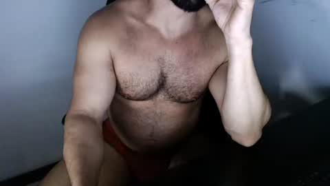 Snapshot of beard_top_guy chatting on September 21, 9:37 pm Beard Guy online show from September 21, 9:37 pm