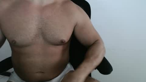 Snapshot of beard_top_guy chatting on December 10, 11:22 am Beard Guy online show from December 10, 11:22 am