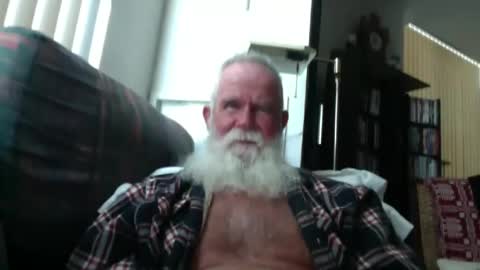 beardbushy online show from July 12, 4:20 pm