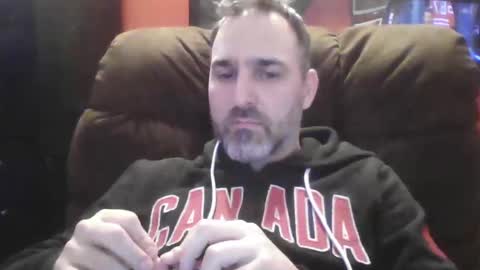 Snapshot of beardedambition chatting on February 13, 10:11 pm beardedambition online show from February 13, 10:11 pm