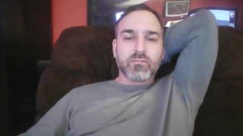 Snapshot of beardedambition chatting on February 15, 3:17 pm beardedambition online show from February 15, 3:17 pm