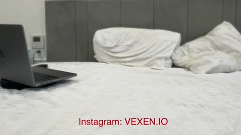 beautydicked online show from November 19, 9:20 am