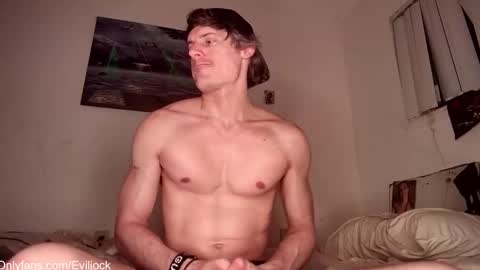 bebe  dust online show from November 8, 4:37 am