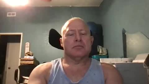 beckster online show from June 4, 6:08 am