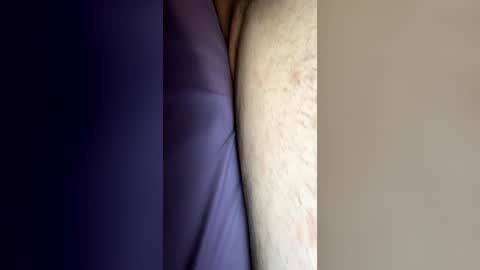 bedroomeyes22 online show from June 16, 8:05 am