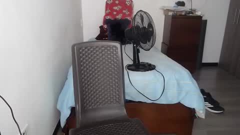 Criss2fer online show from February 9, 7:18 pm