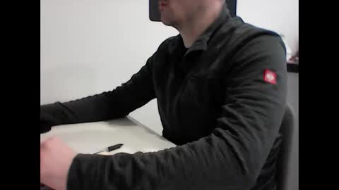 beenee3 online show from February 20, 6:59 am