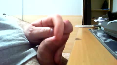 belgianfatcock online show from March 4, 5:25 am