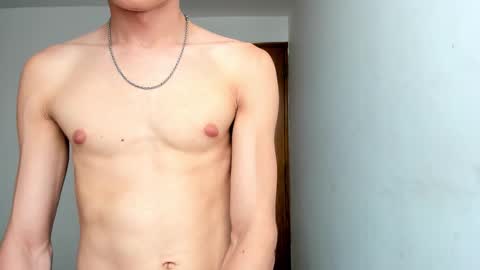 Snapshot of benavides_anthony chatting on September 15, 7:59 pm Anthony online show from September 15, 7:59 pm
