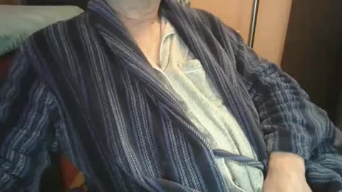 bendrinkin online show from December 14, 9:49 am