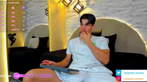 Snapshot of benjamin_more chatting on October 7, 3:16 pm BENJAMIN online show from October 7, 3:16 pm