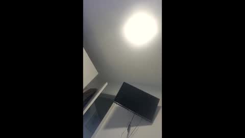 benjiben82 online show from March 13, 10:34 am