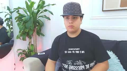 bennett_alejoo online show from October 20, 9:19 pm