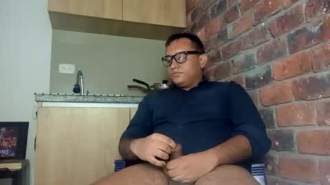 Snapshot of benny_94_project1000 chatting on September 23, 6:51 pm Benn online show from September 23, 6:51 pm