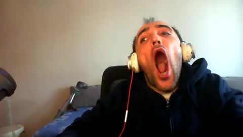 bentish online show from March 31, 3:14 pm