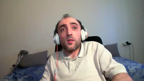 bentish online show from April 22, 3:50 pm