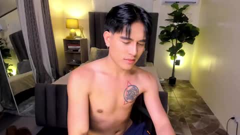 Snapshot of bentlyfuck chatting on January 29, 10:58 am bentlyfuck online show from January 29, 10:58 am