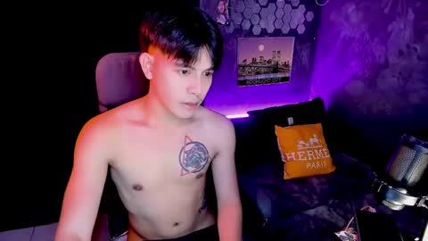 Snapshot of bentlyfuck chatting on January 2, 6:23 pm bentlyfuck online show from January 2, 6:23 pm