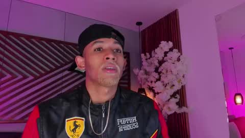 bento_fox online show from December 2, 3:42 am