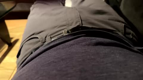 benz10001 online show from November 12, 3:01 am