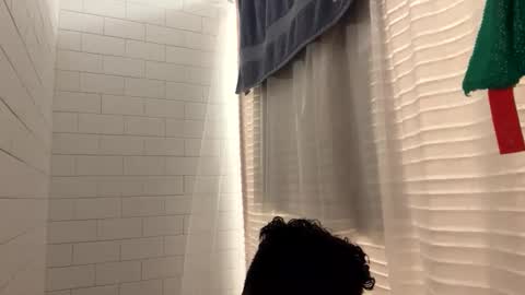 berriess_ online show from April 20, 11:46 am