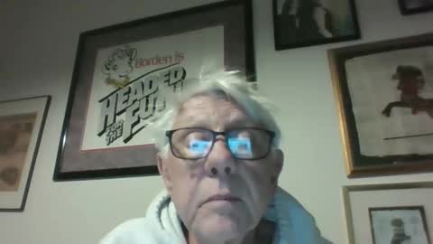 bestshot1951 online show from February 24, 2:23 am