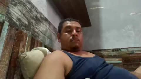 beto471292 online show from May 22, 1:10 am