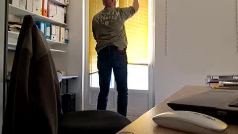 My name is David and if you like public exhibitions you wont be disappointed with me LoL - My favorite vibes is 44  online show from March 30, 3:57 pm