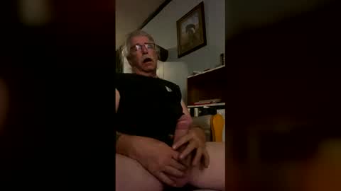 big69cock19 online show from April 23, 2:27 am